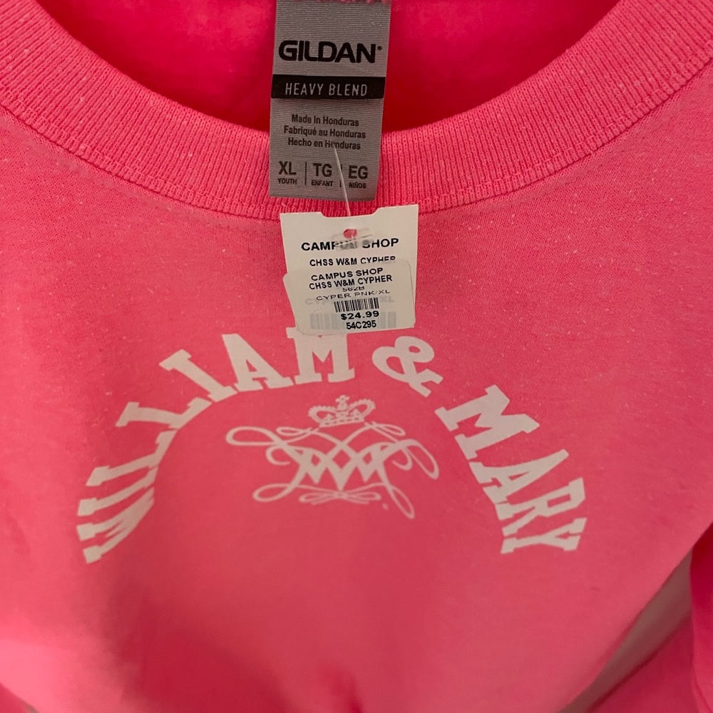 W&M Sweatshirt - Picture 2 of 2
